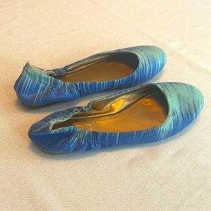 BCBG ballerina flats